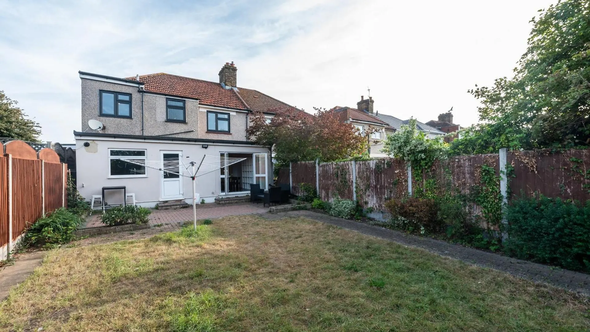 4 Bedroom Family Home In South East London Welling Holiday home