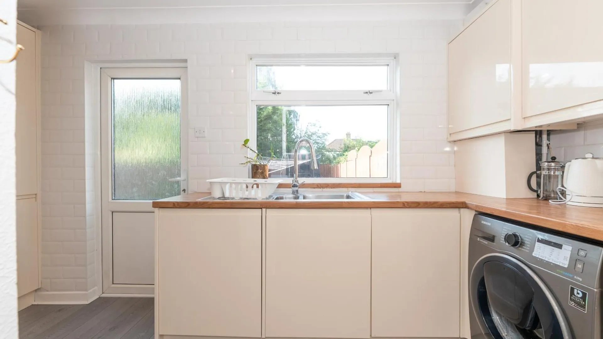 4 Bedroom Family Home In South East London Welling Holiday home