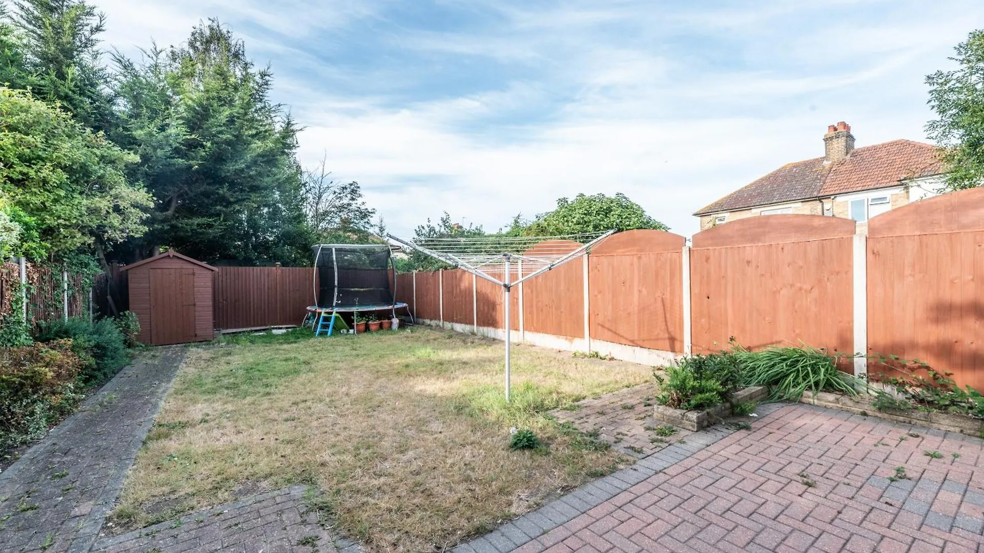 4 Bedroom Family Home In South East London Welling 0*,