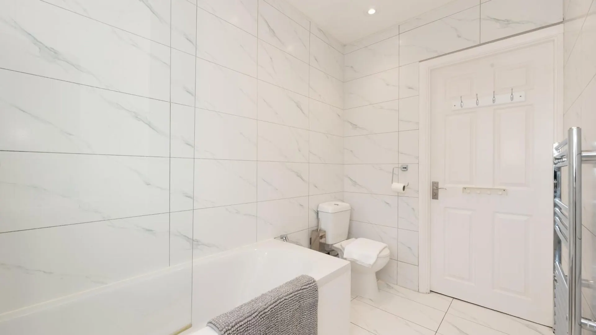 4 Bedroom Family Home In South East London Welling
