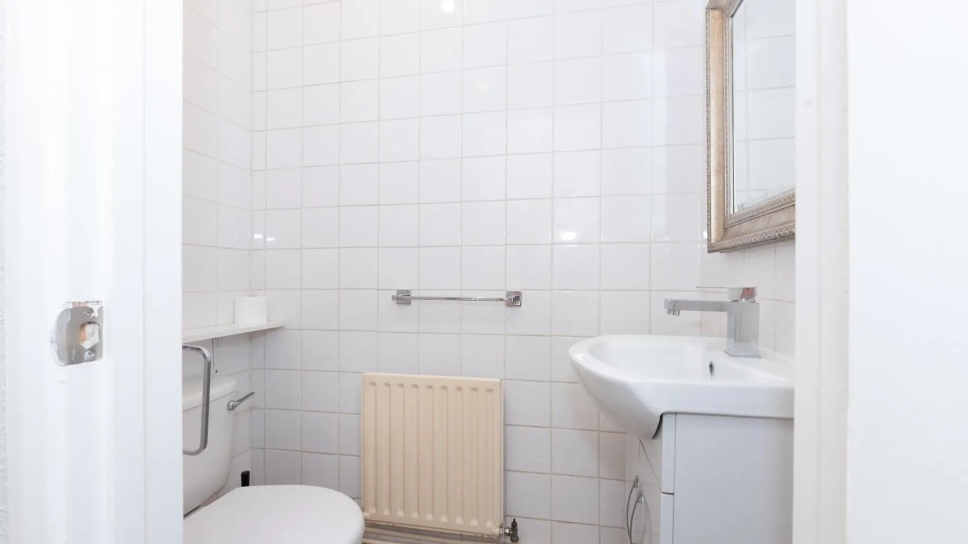 4 Bedroom Family Home In South East London Welling Holiday home