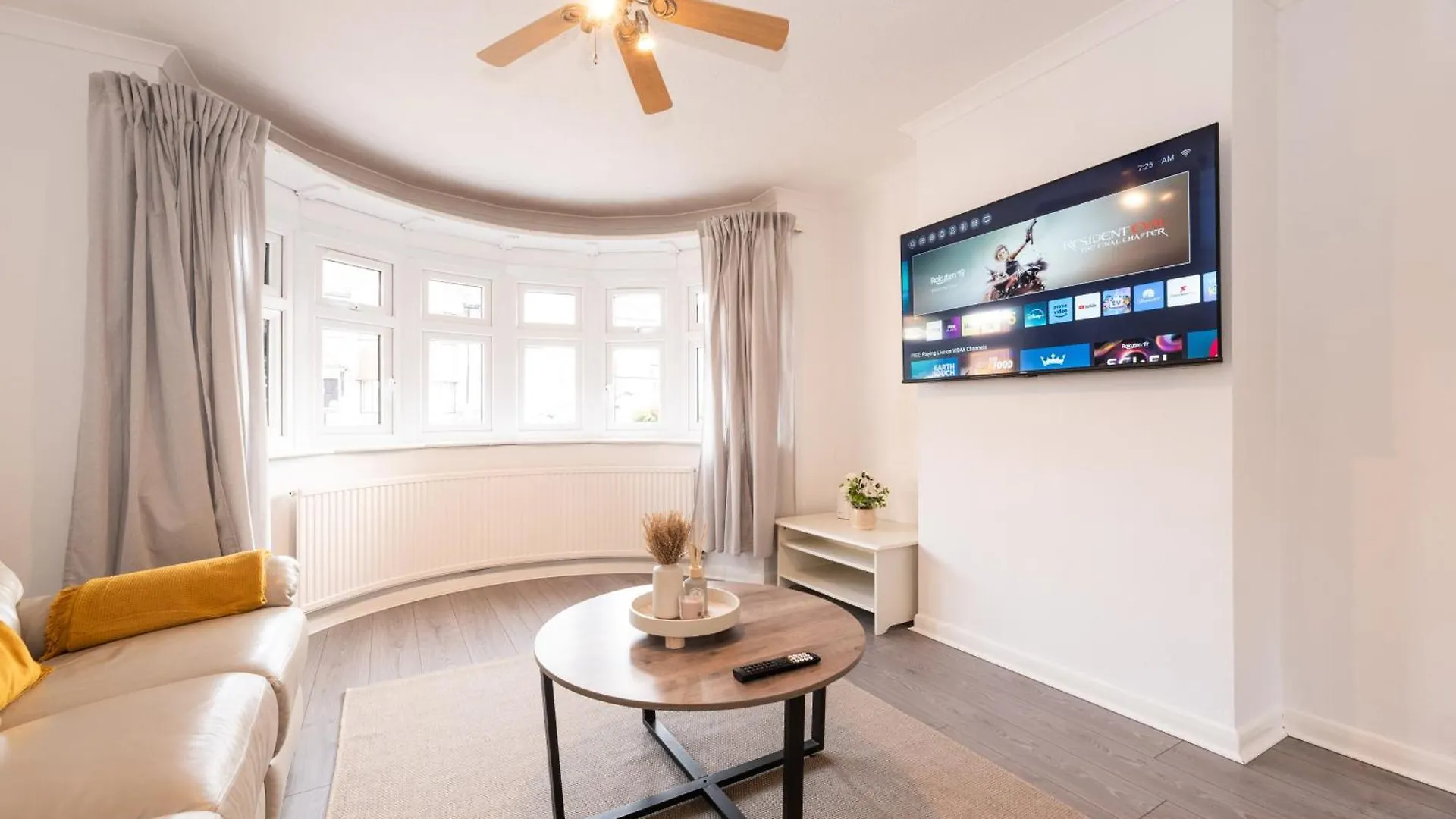 4 Bedroom Family Home In South East London Welling